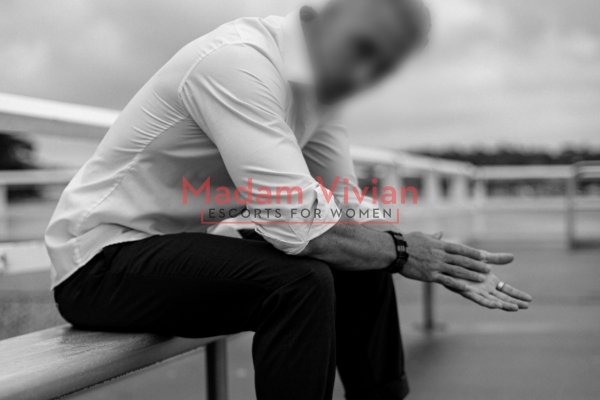 Max is a luxury male escort in Sydney 3